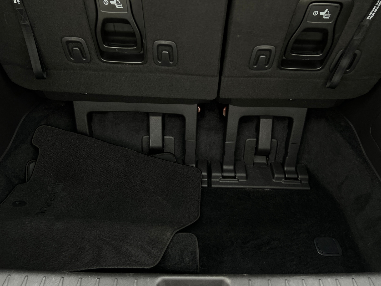 Thumbnail: 2025 Kia Carnival - 6