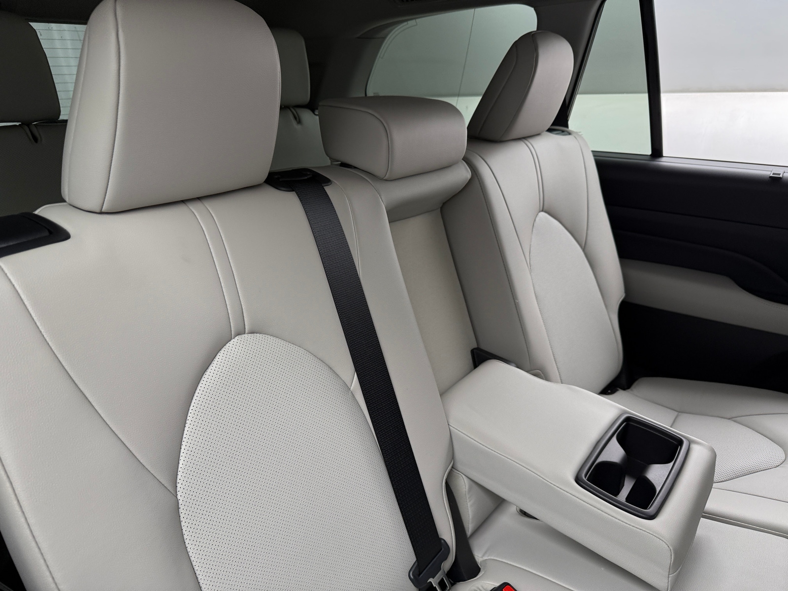 Thumbnail: 2024 Toyota Grand Highlander - 5