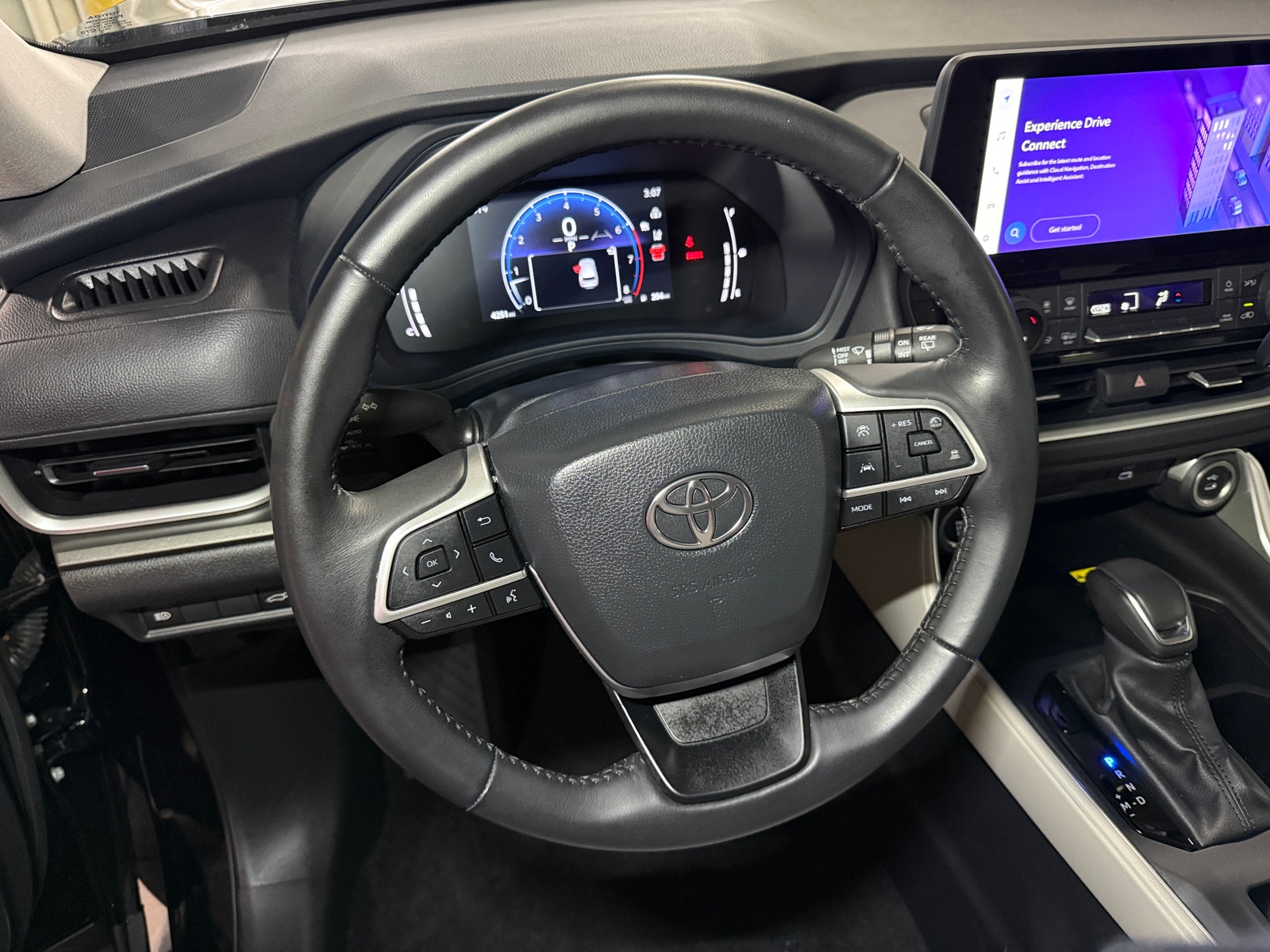 Thumbnail: 2024 Toyota Grand Highlander - 4