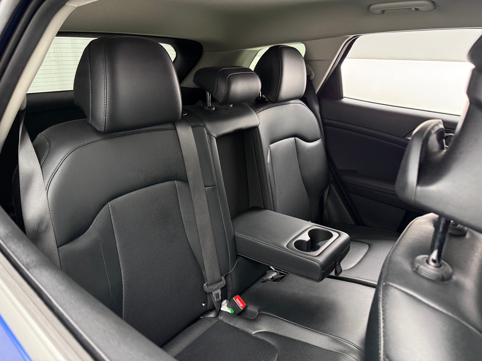 Thumbnail: 2023 Kia Sportage - 5