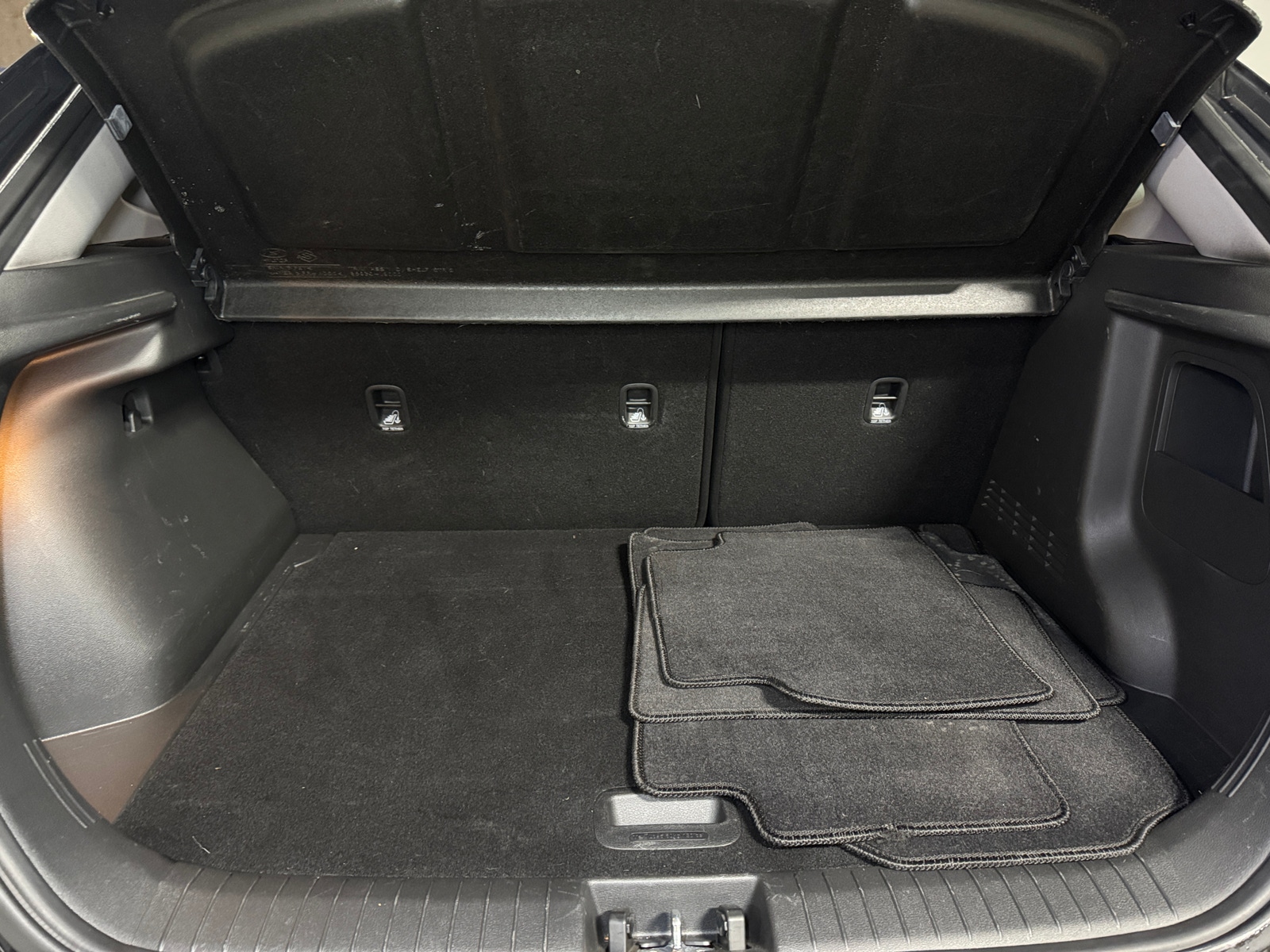 Thumbnail: 2022 Hyundai Kona - 7