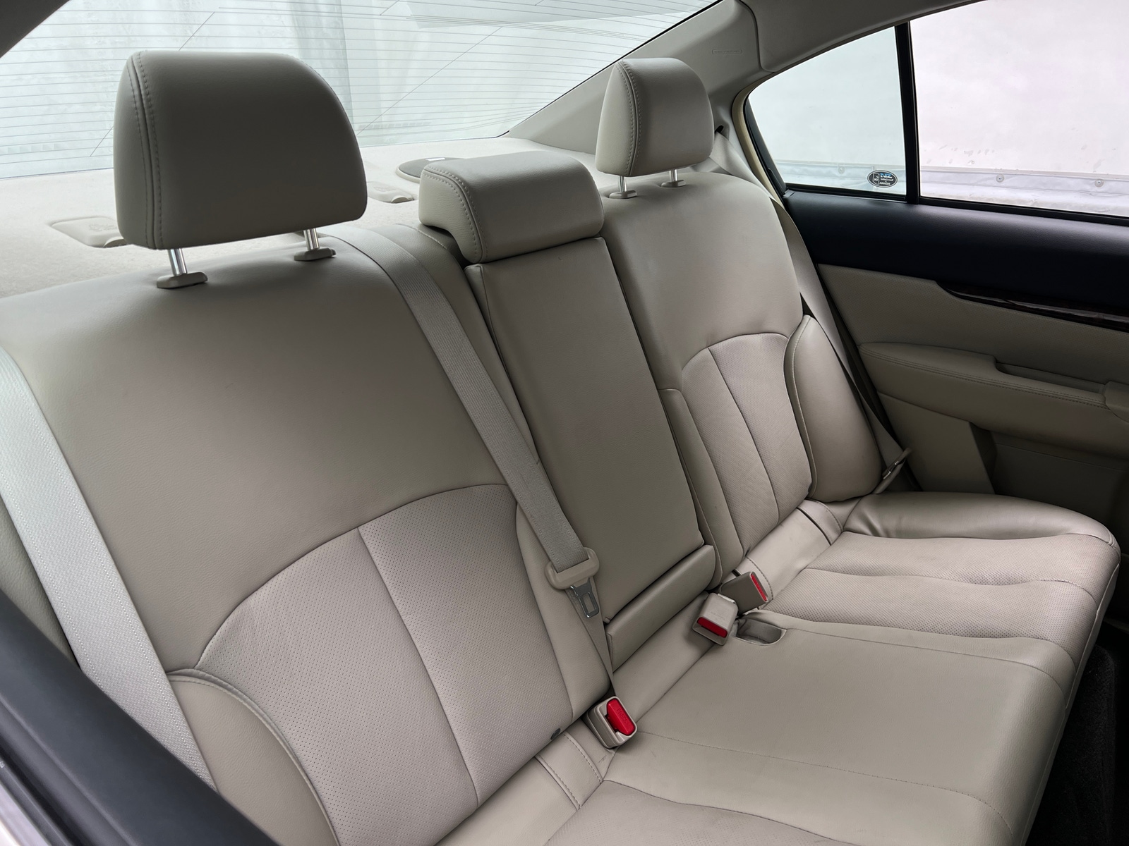 Thumbnail: 2013 Subaru Legacy - 5