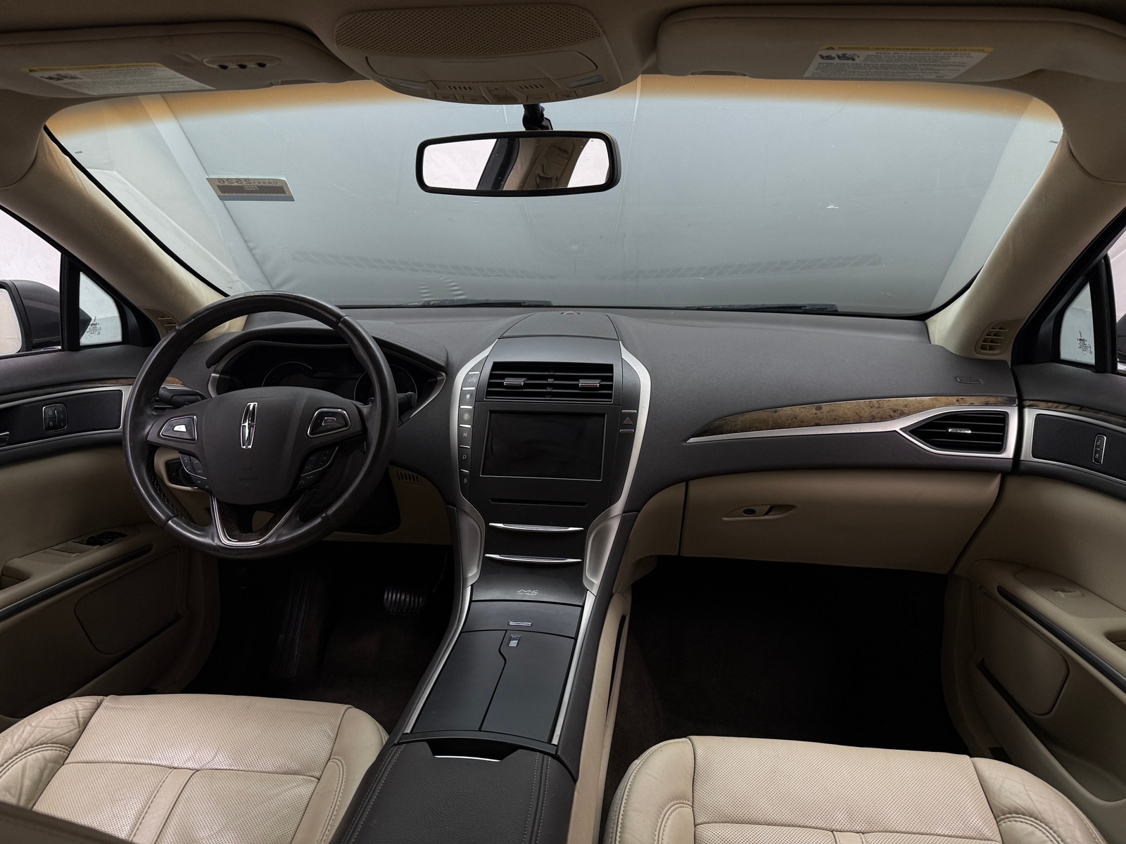 Thumbnail: 2015 Lincoln MKZ - 2