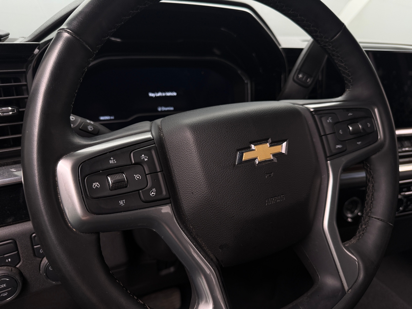 Thumbnail: 2023 Chevrolet Silverado 1500 - 5