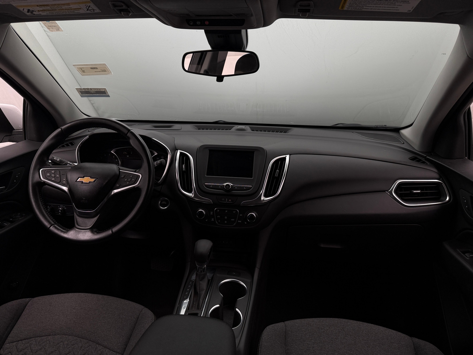 Thumbnail: 2022 Chevrolet Equinox - 3