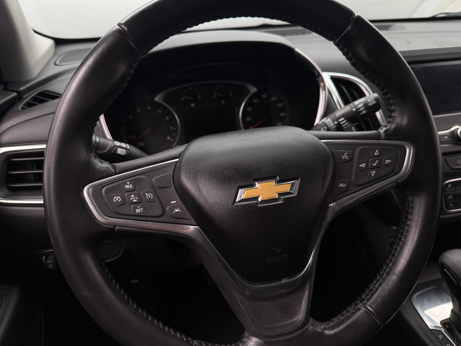 Thumbnail: 2022 Chevrolet Equinox - 5