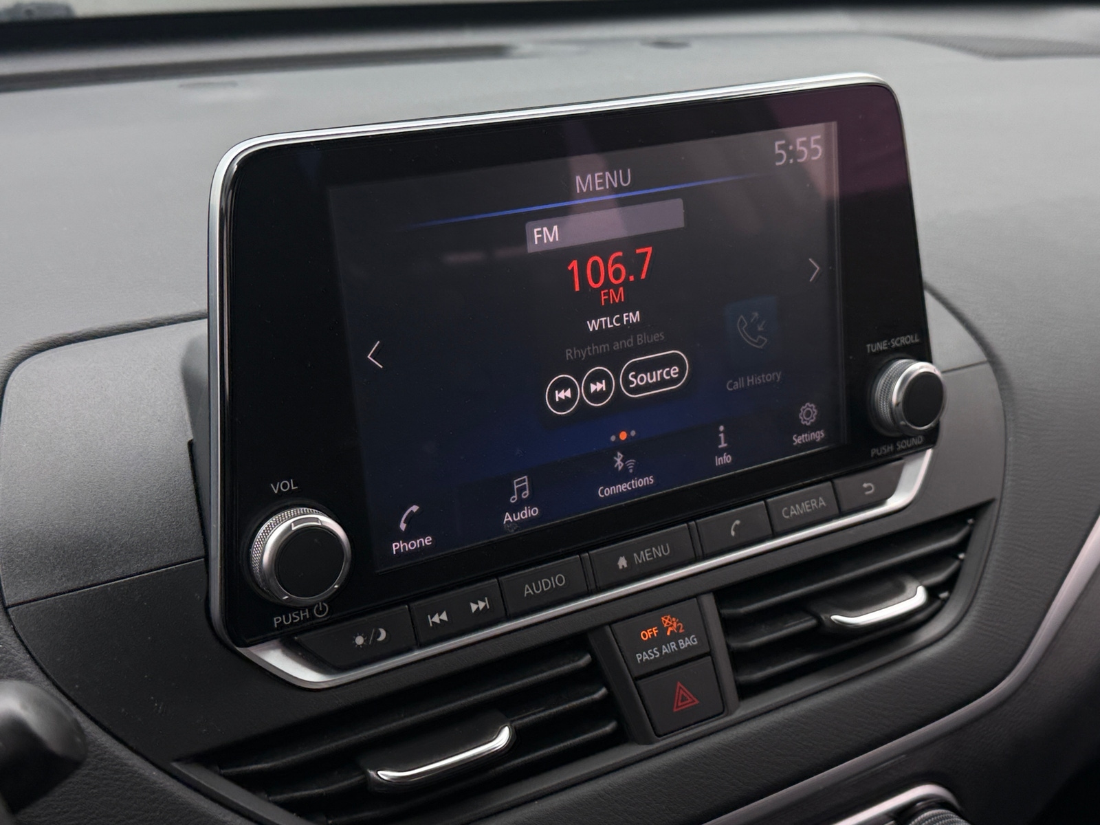 Thumbnail: 2022 Nissan Altima - 4