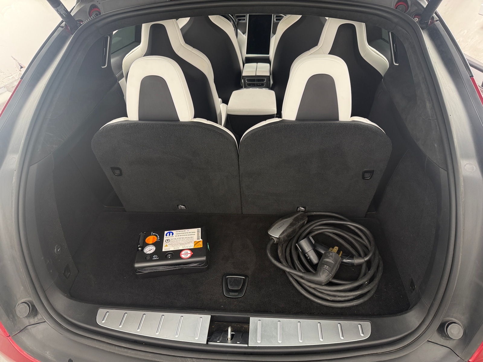 Thumbnail: 2017 Tesla Model X - 6