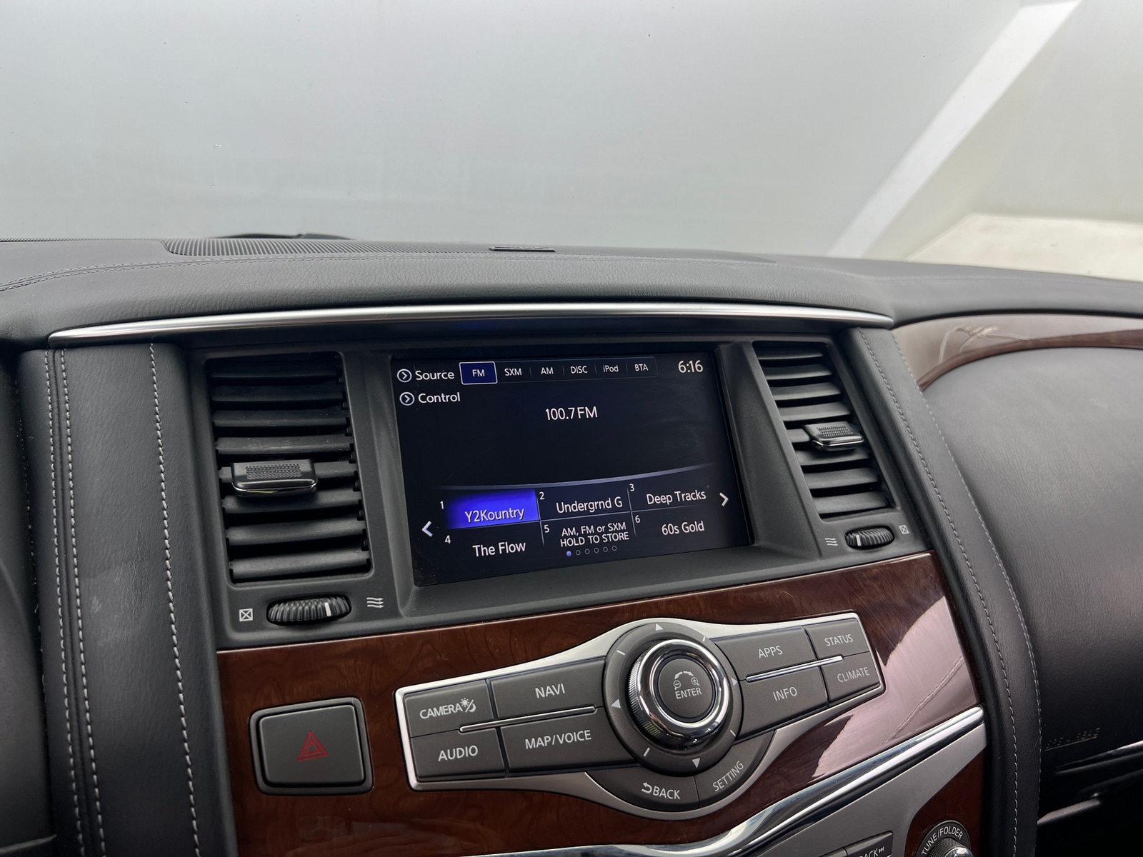 Thumbnail: 2019 INFINITI QX80 - 3