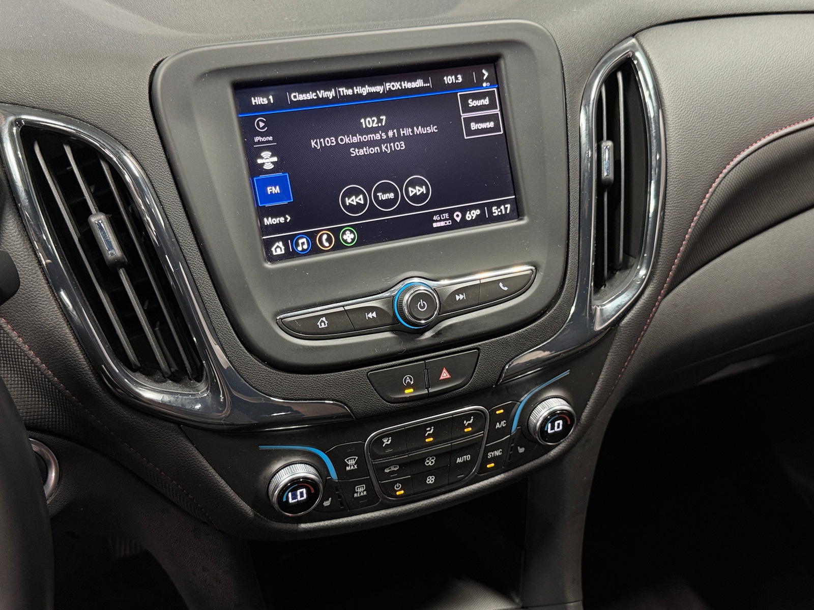 Thumbnail: 2024 Chevrolet Equinox - 4