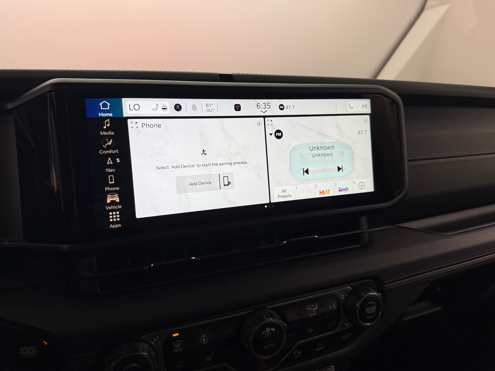 Thumbnail: 2024 Jeep Wrangler - 4