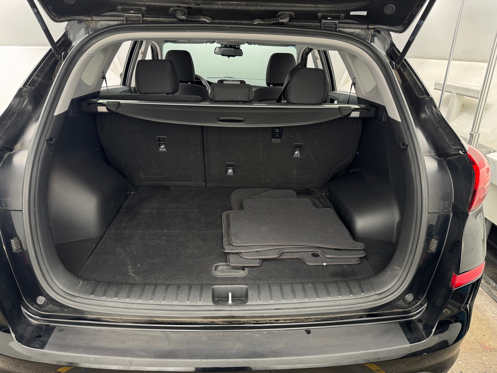 Thumbnail: 2019 Hyundai Tucson - 7