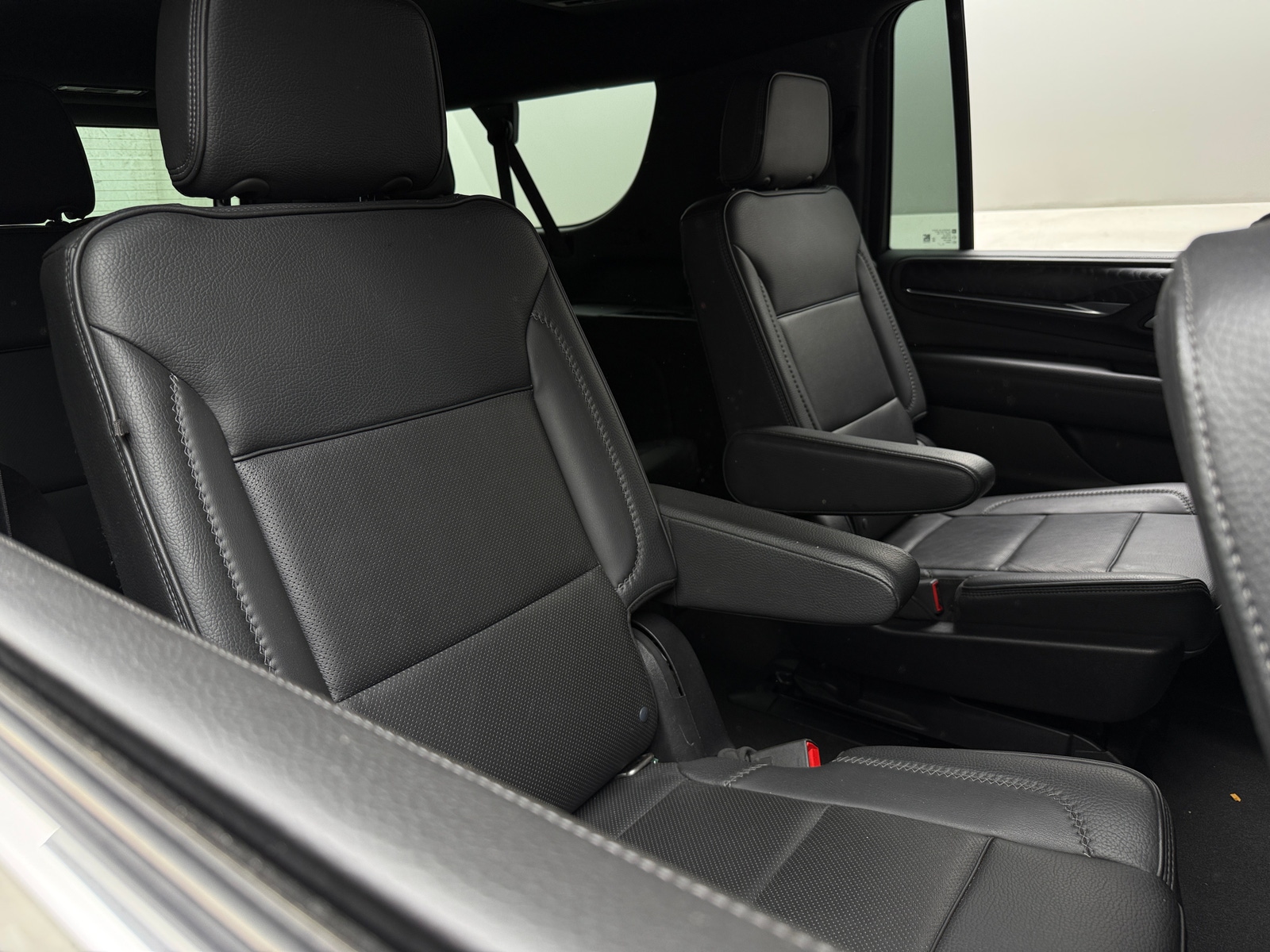 Thumbnail: 2022 GMC Yukon XL - 5
