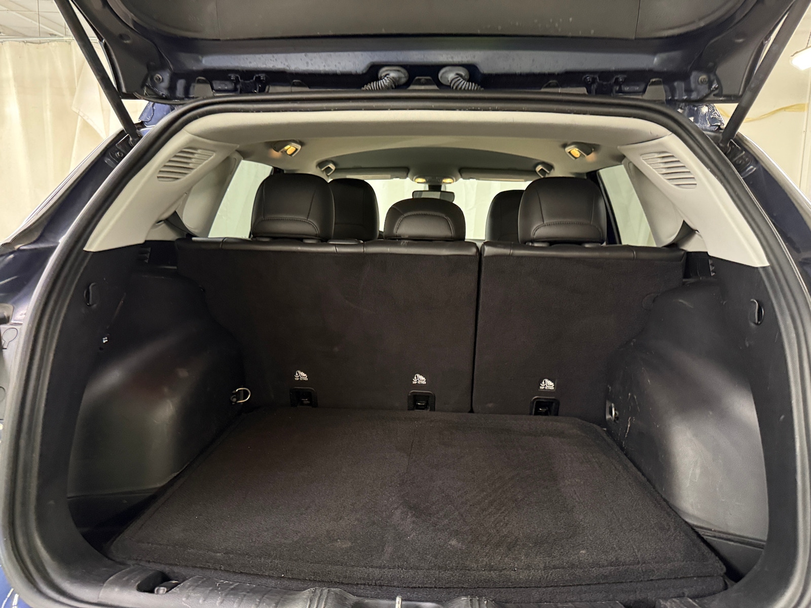 Thumbnail: 2018 Jeep Compass - 7