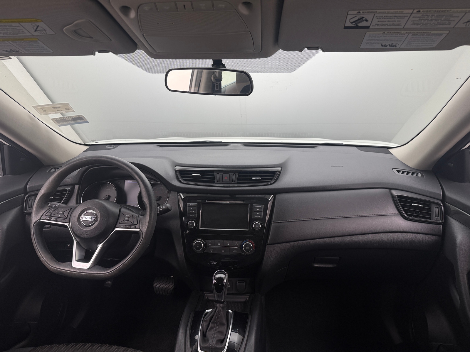 Thumbnail: 2018 Nissan Rogue - 3