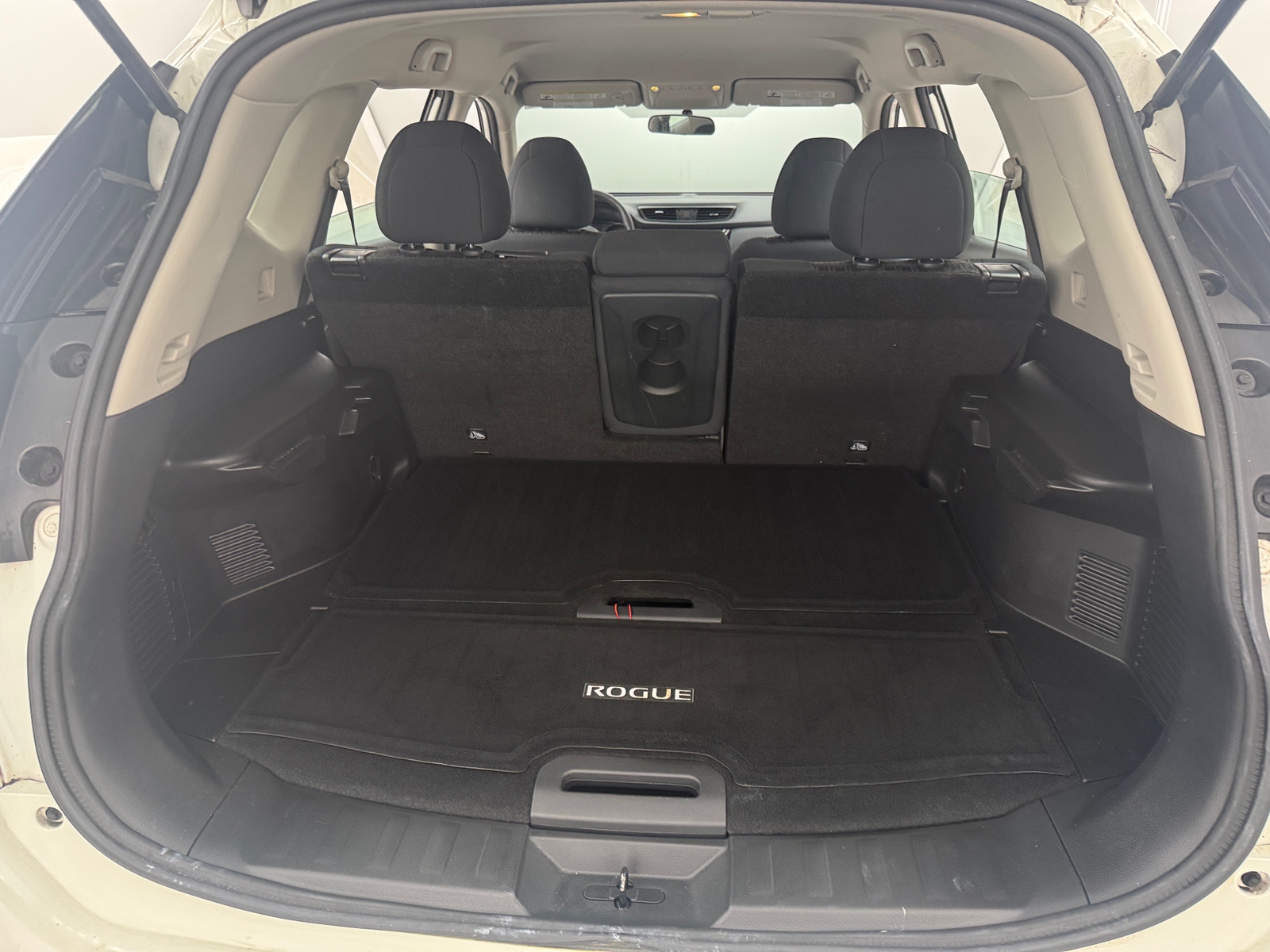 Thumbnail: 2018 Nissan Rogue - 7