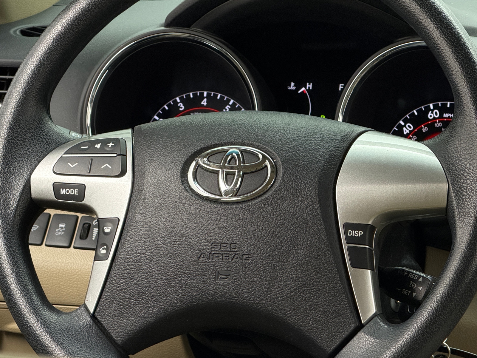 Thumbnail: 2013 Toyota Highlander - 5