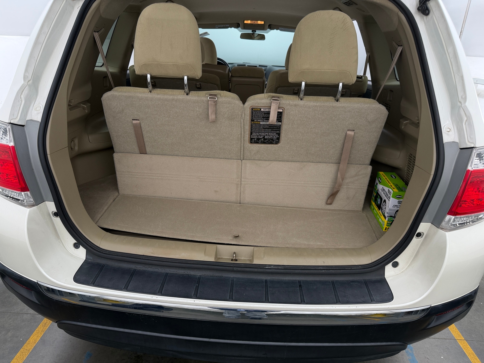 Thumbnail: 2013 Toyota Highlander - 7