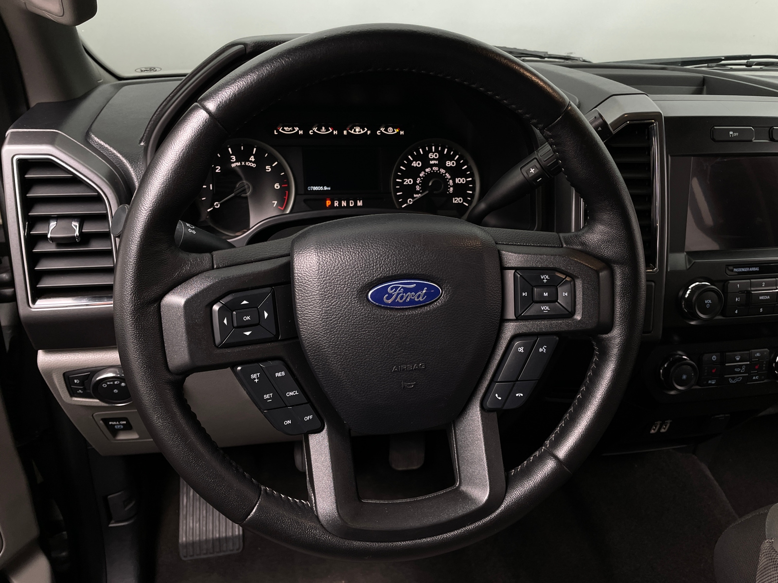 Thumbnail: 2020 Ford Econoline - 5