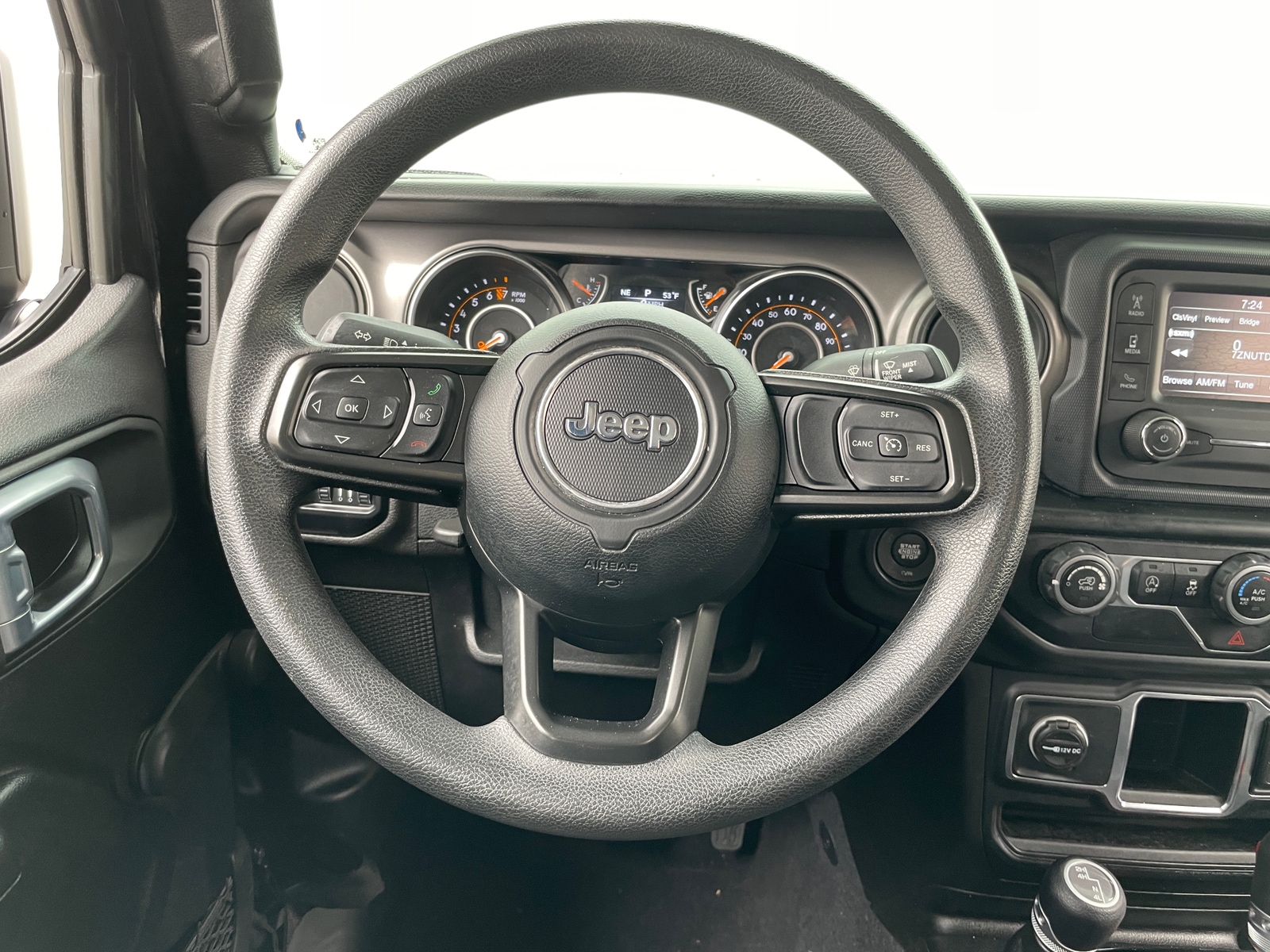 Thumbnail: 2021 Jeep Gladiator - 5