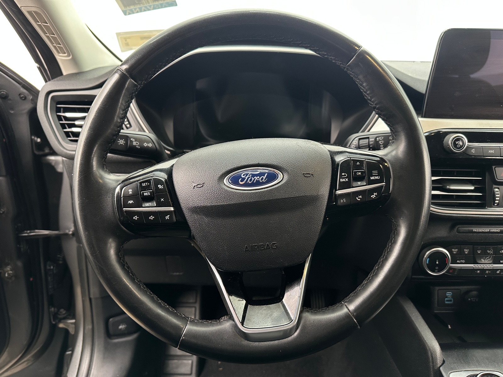 Thumbnail: 2022 Ford Escape - 5