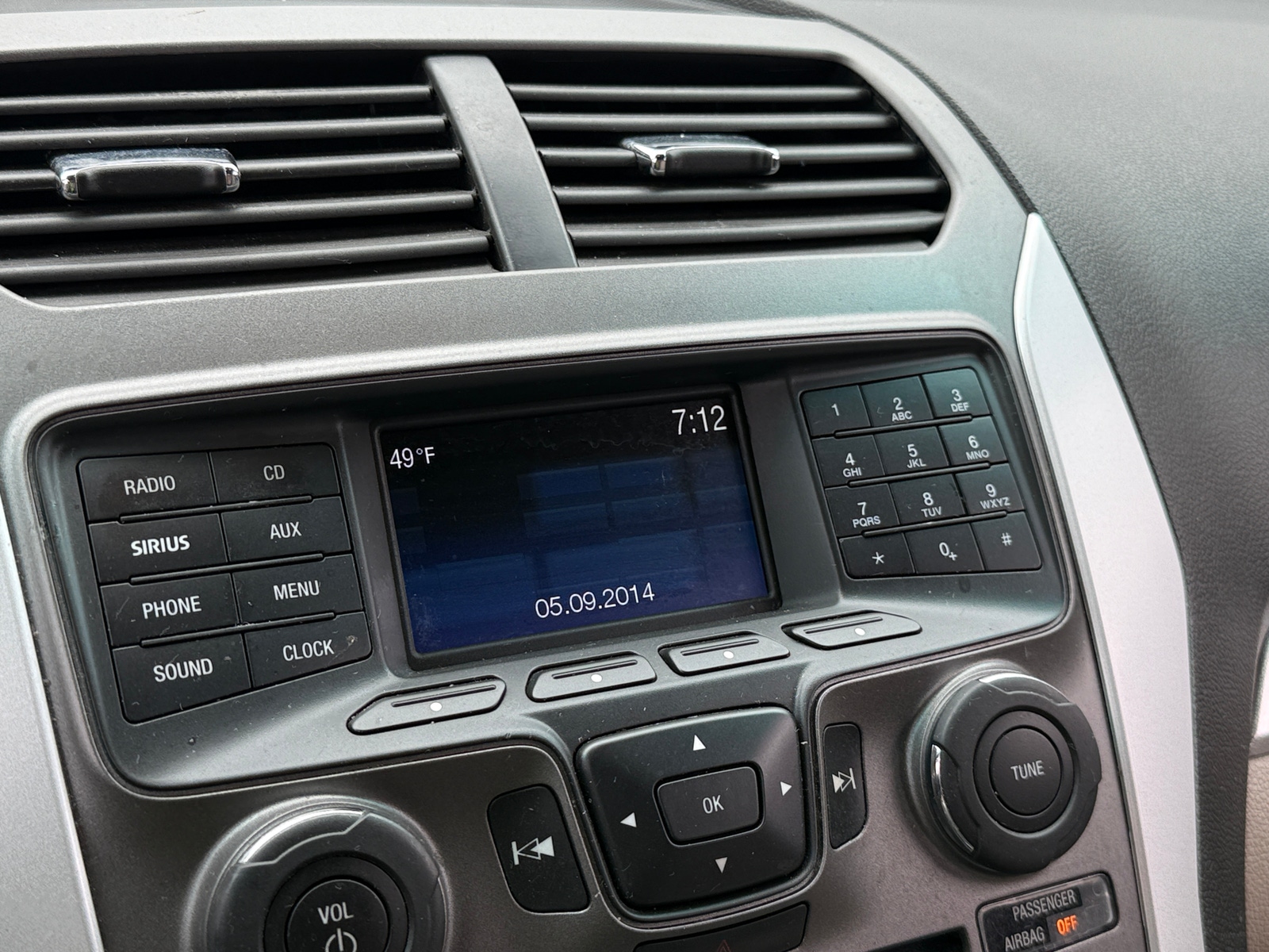 Thumbnail: 2015 Ford Explorer - 3