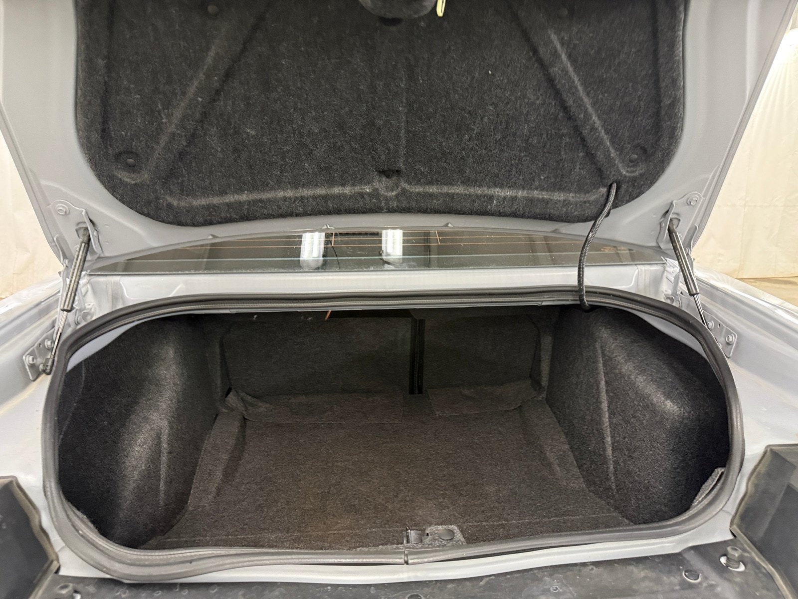 Thumbnail: 2022 Dodge Challenger - 6