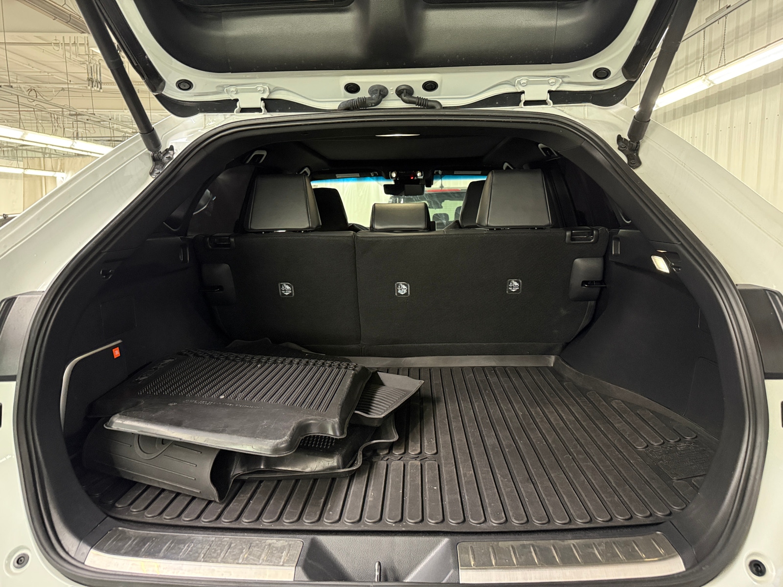 Thumbnail: 2024 Toyota Venza - 6