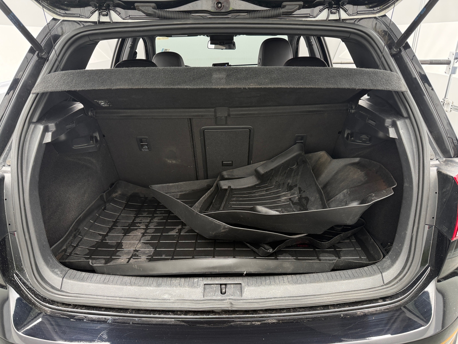 Thumbnail: 2017 Volkswagen Golf - 6