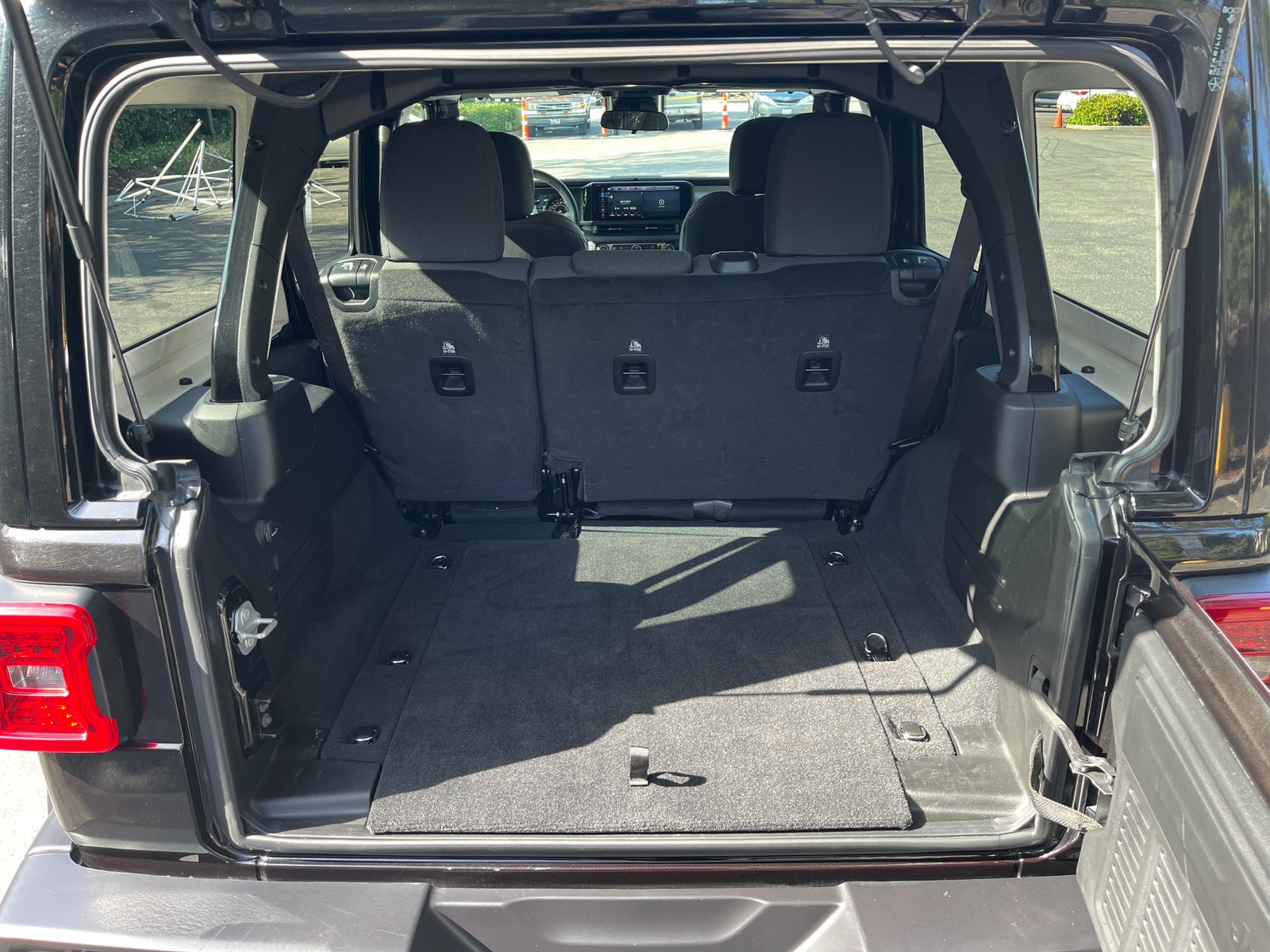 Thumbnail: 2025 Jeep Wrangler - 6