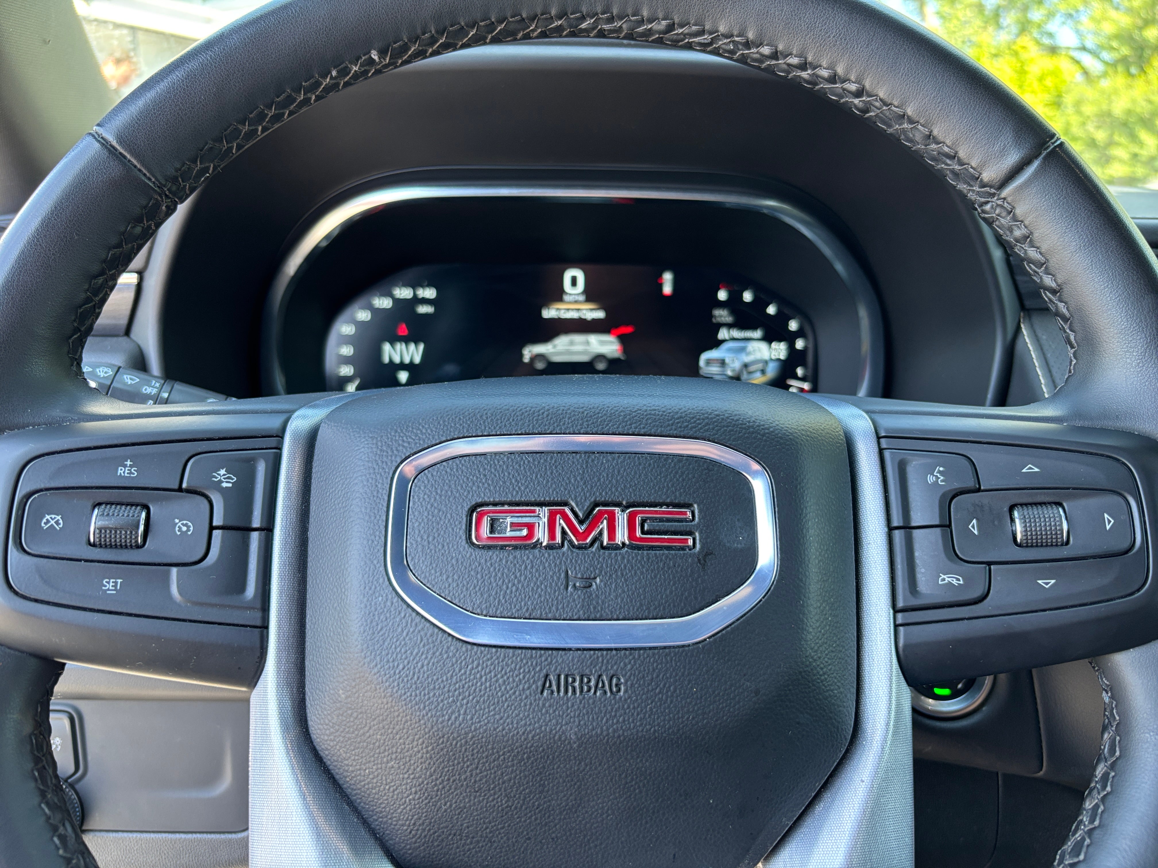 Thumbnail: 2024 GMC Yukon XL - 5
