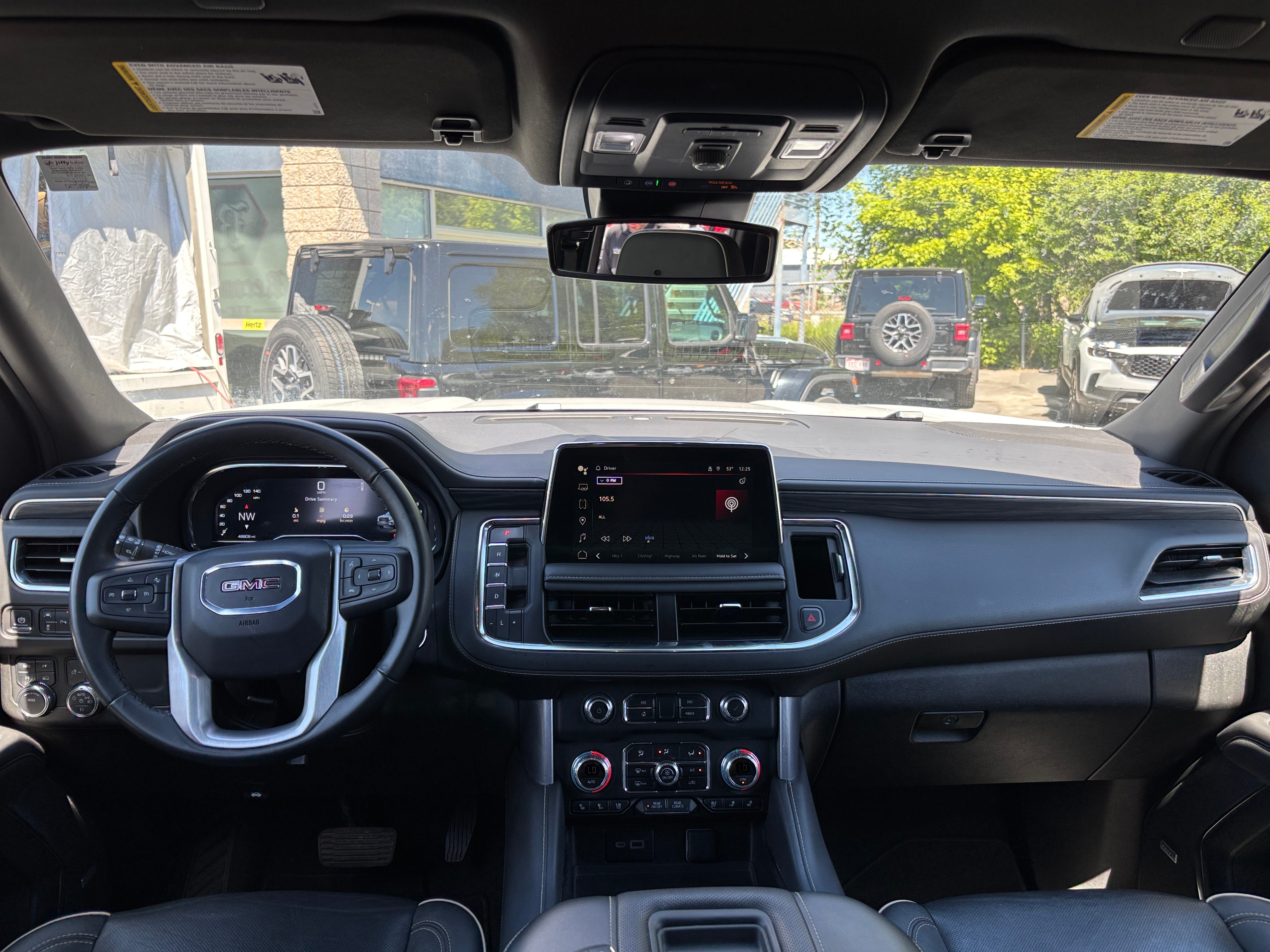 Thumbnail: 2024 GMC Yukon XL - 3