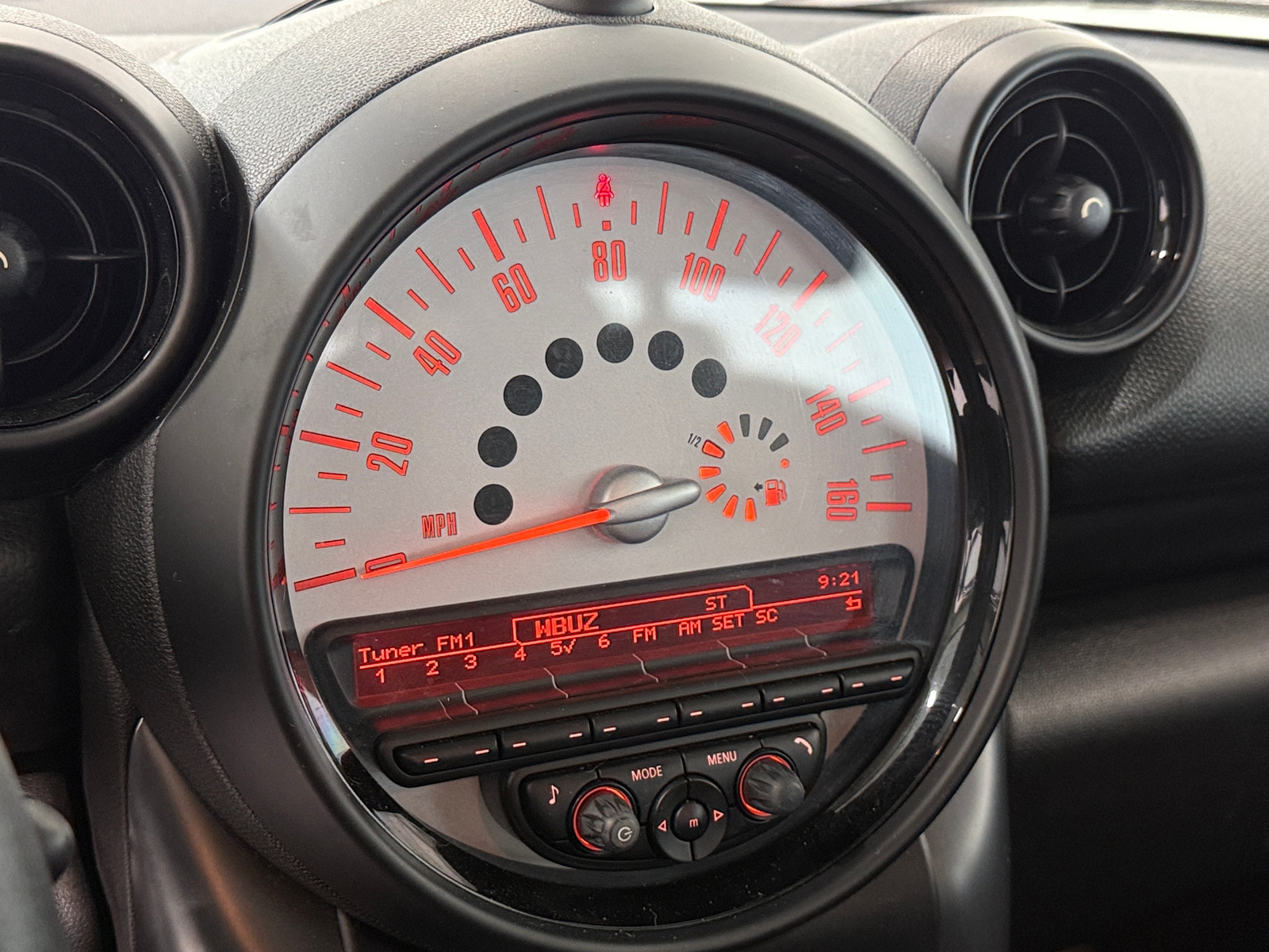 Thumbnail: 2014 MINI Cooper Countryman - 3