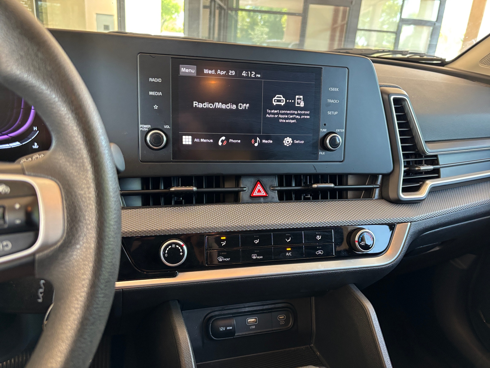 Thumbnail: 2025 Kia Sportage - 4