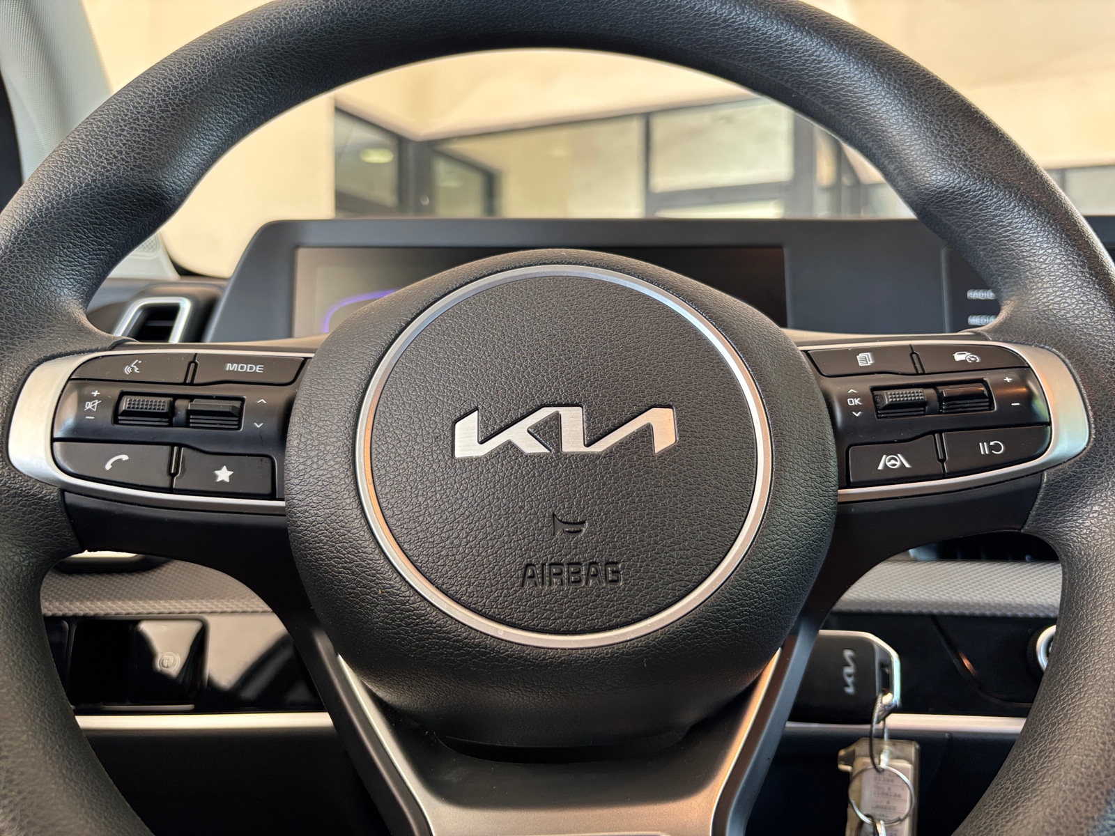 Thumbnail: 2025 Kia Sportage - 5