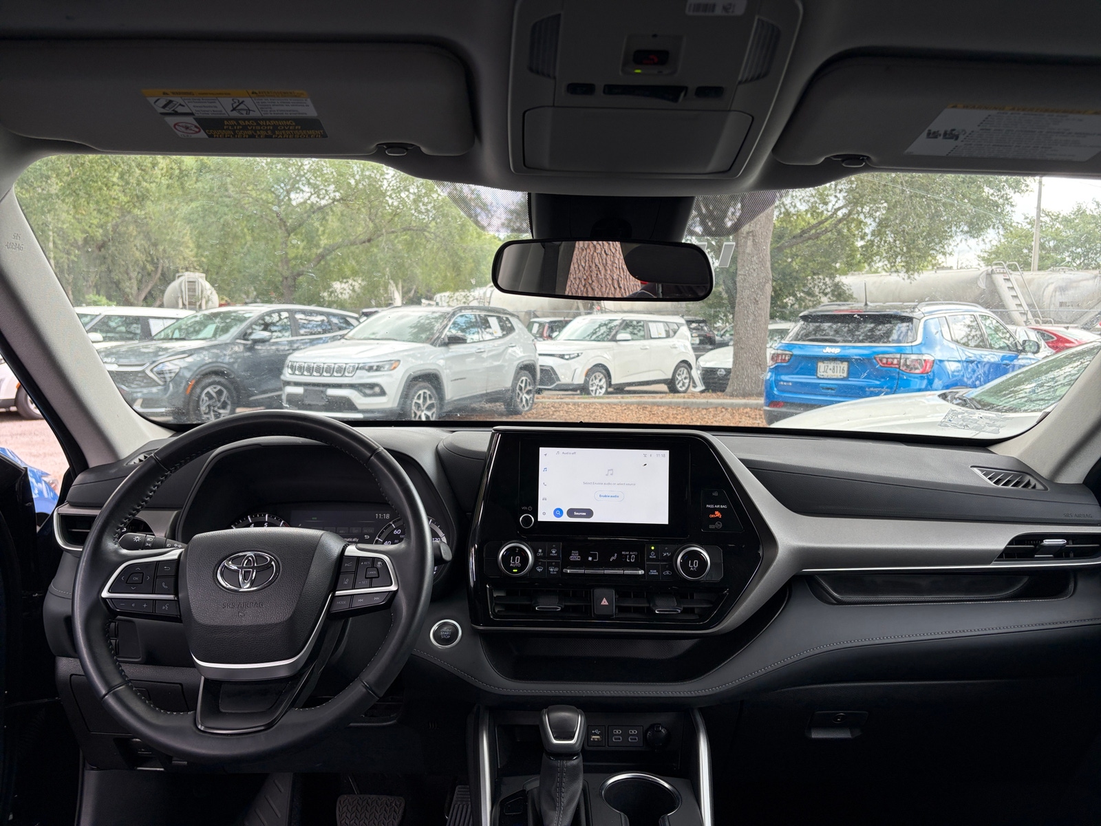 Thumbnail: 2025 Toyota Highlander - 3