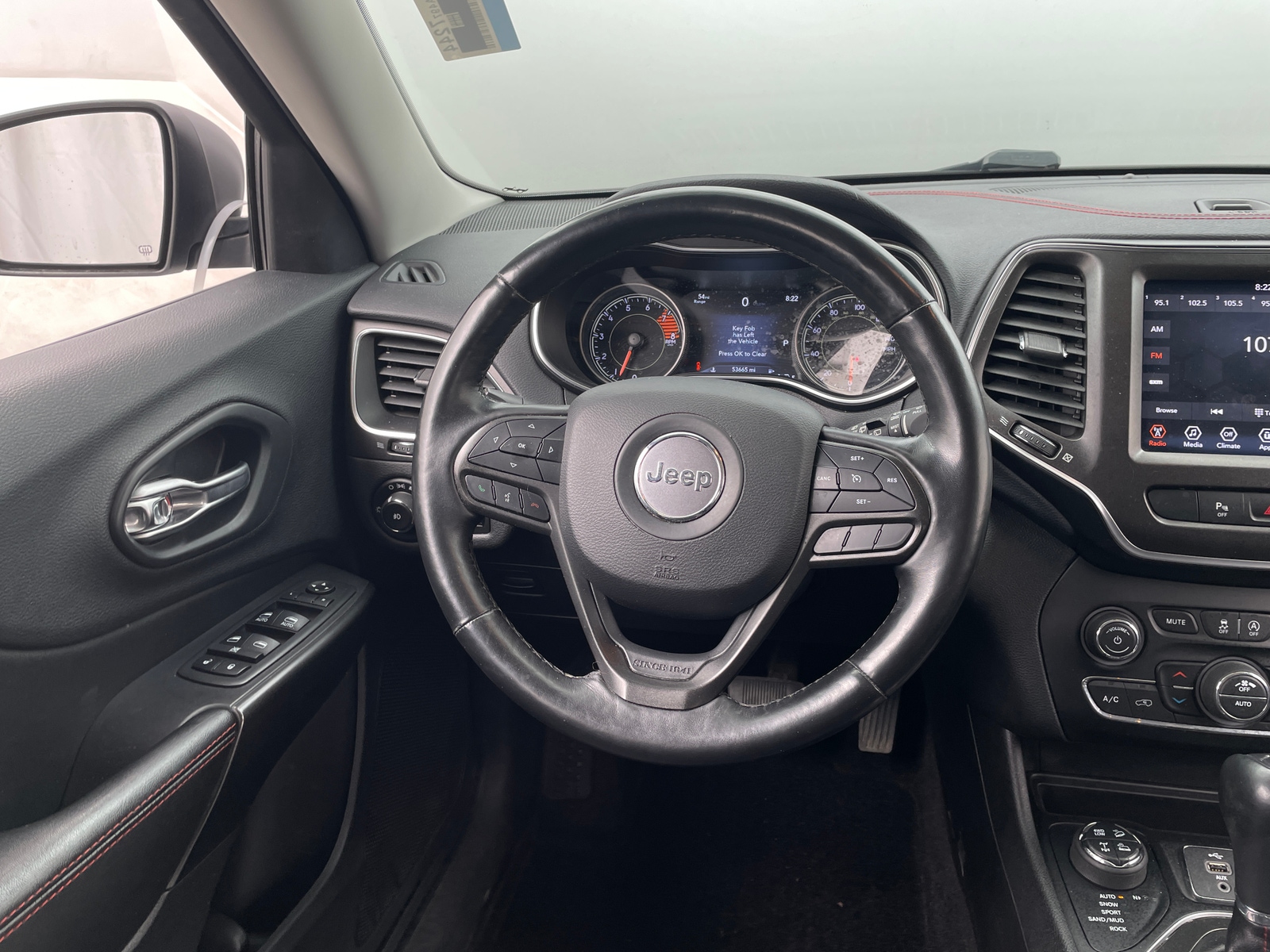 Thumbnail: 2019 Jeep Cherokee - 5