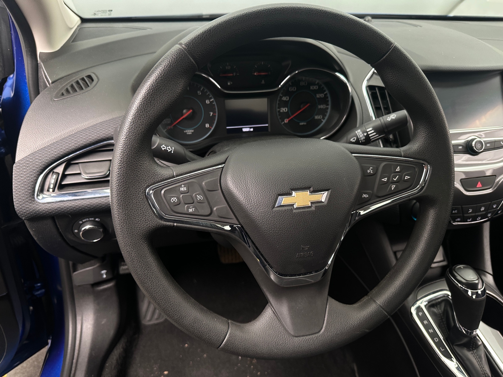 Thumbnail: 2018 Chevrolet Cruze - 5