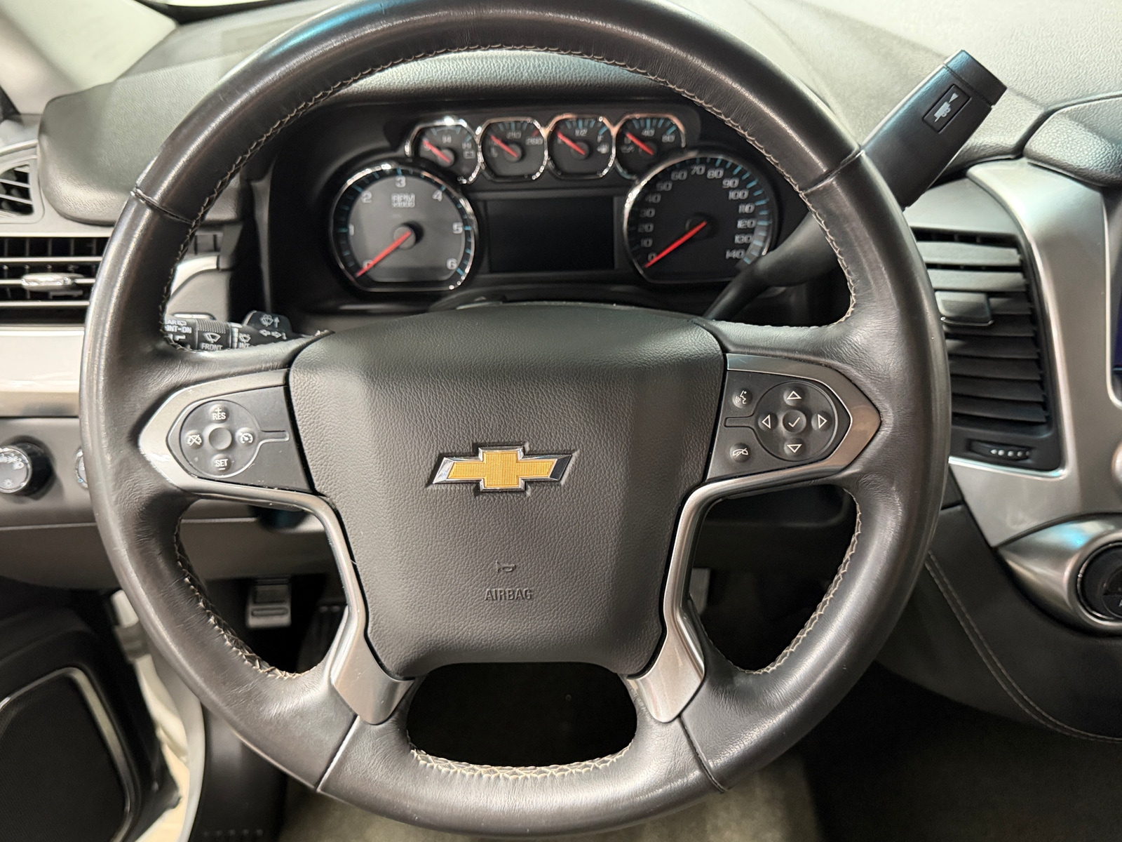 Thumbnail: 2017 Chevrolet Tahoe - 5