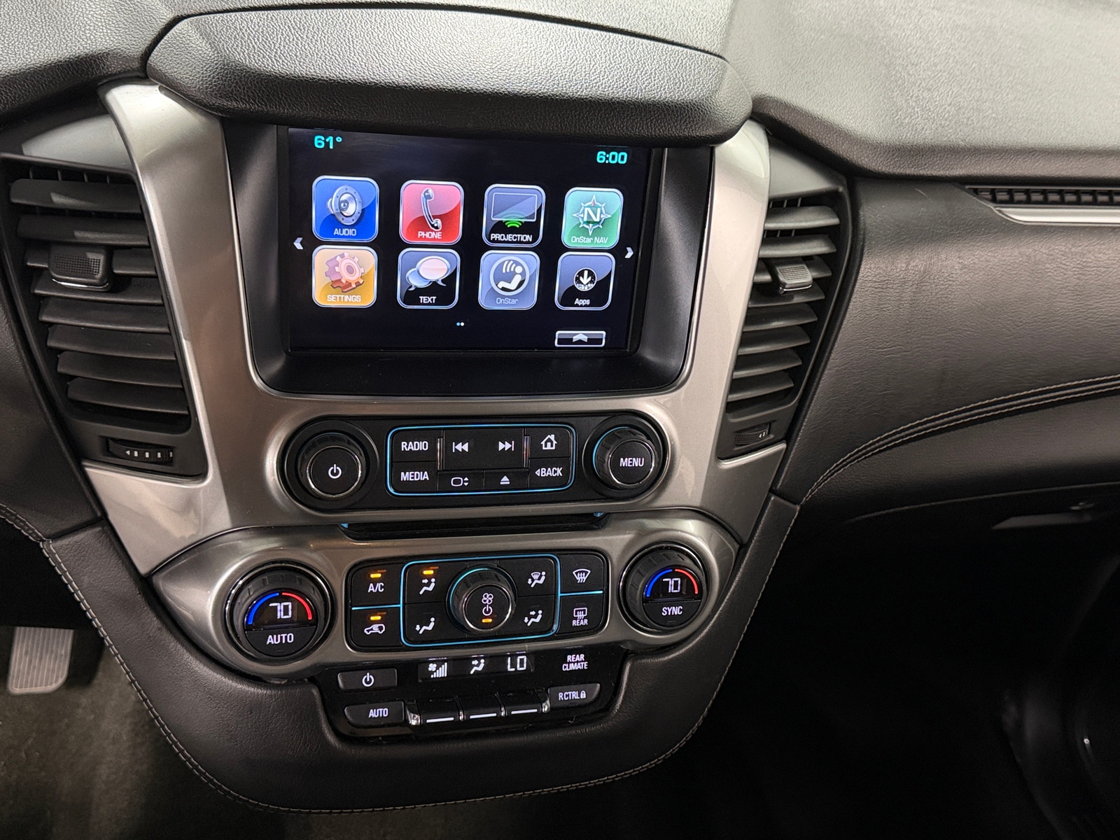 Thumbnail: 2017 Chevrolet Tahoe - 4