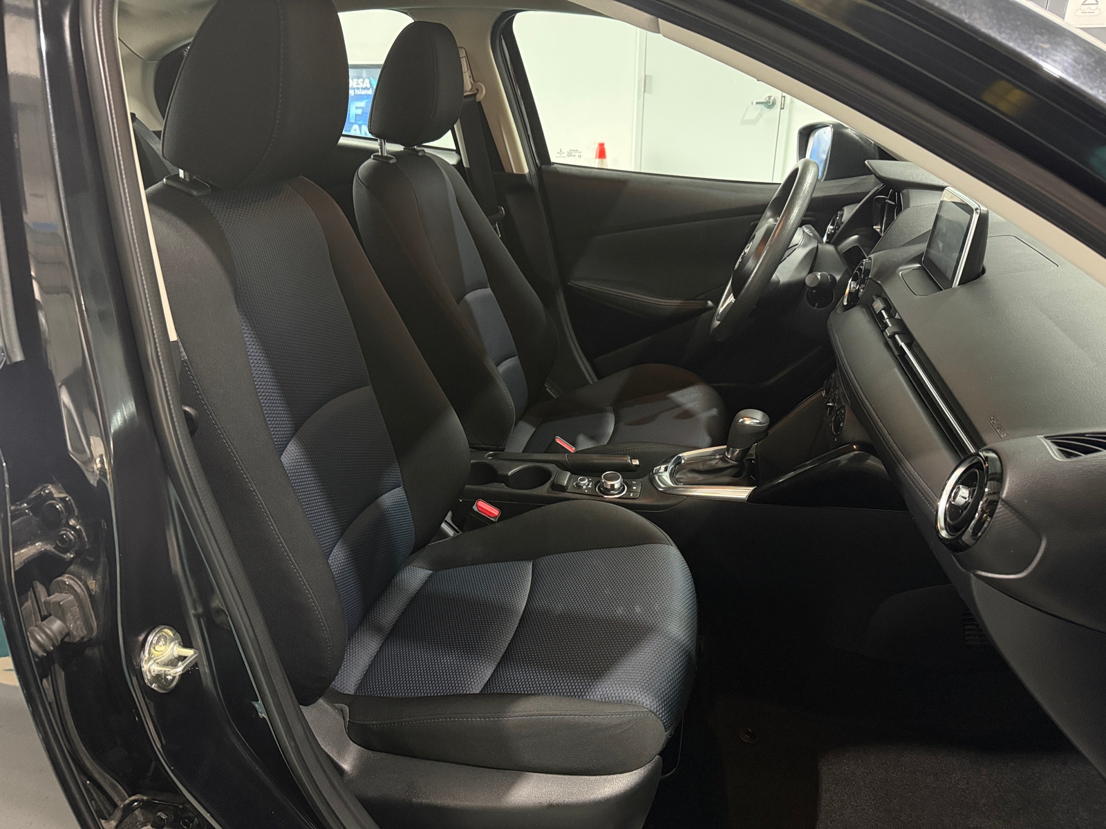 Thumbnail: 2017 Toyota Yaris iA - 2