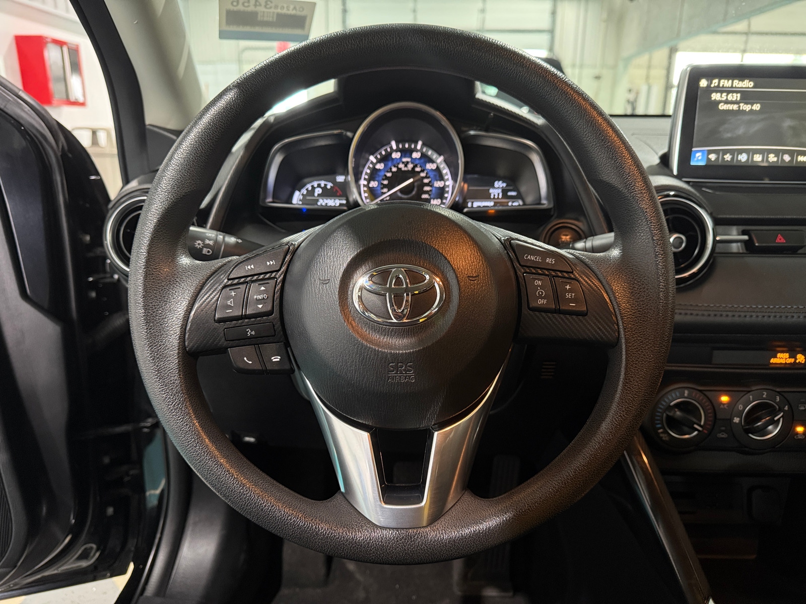 Thumbnail: 2017 Toyota Yaris iA - 5