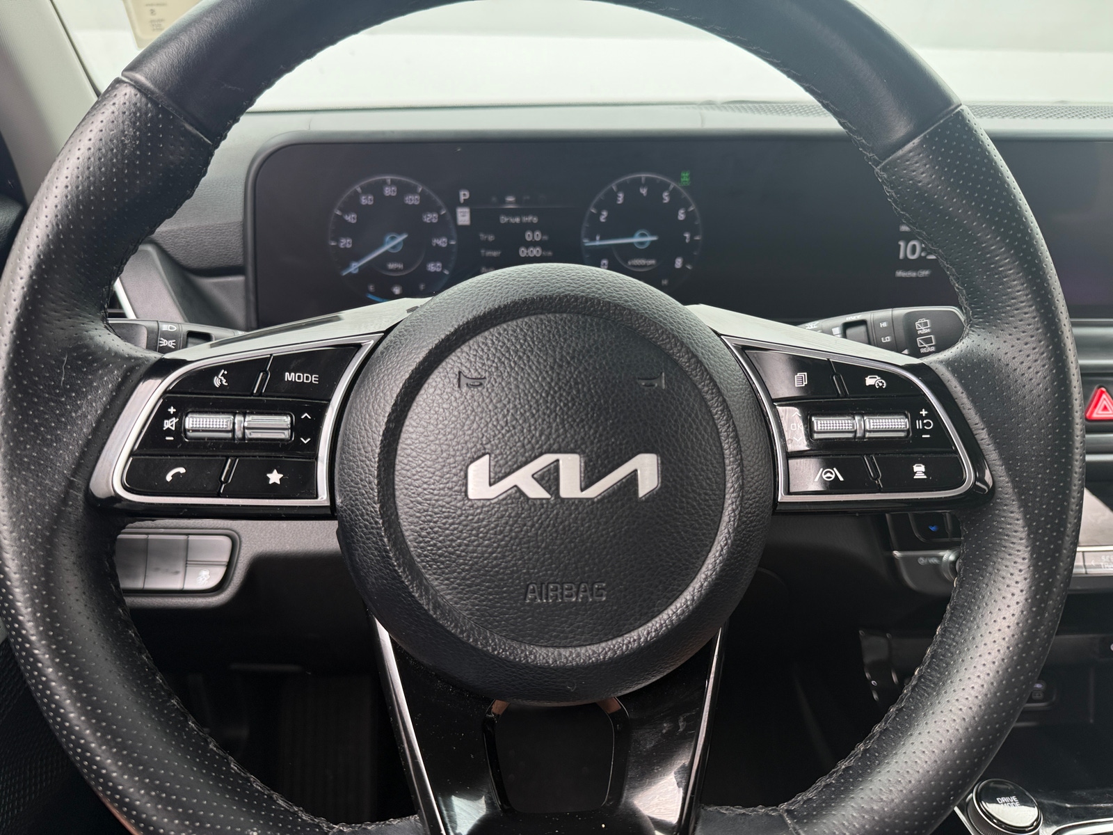 Thumbnail: 2024 Kia Seltos - 4