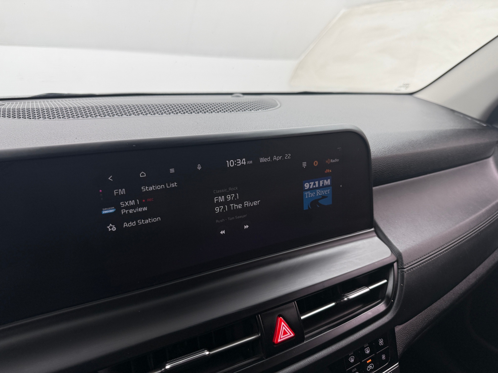 Thumbnail: 2024 Kia Seltos - 3