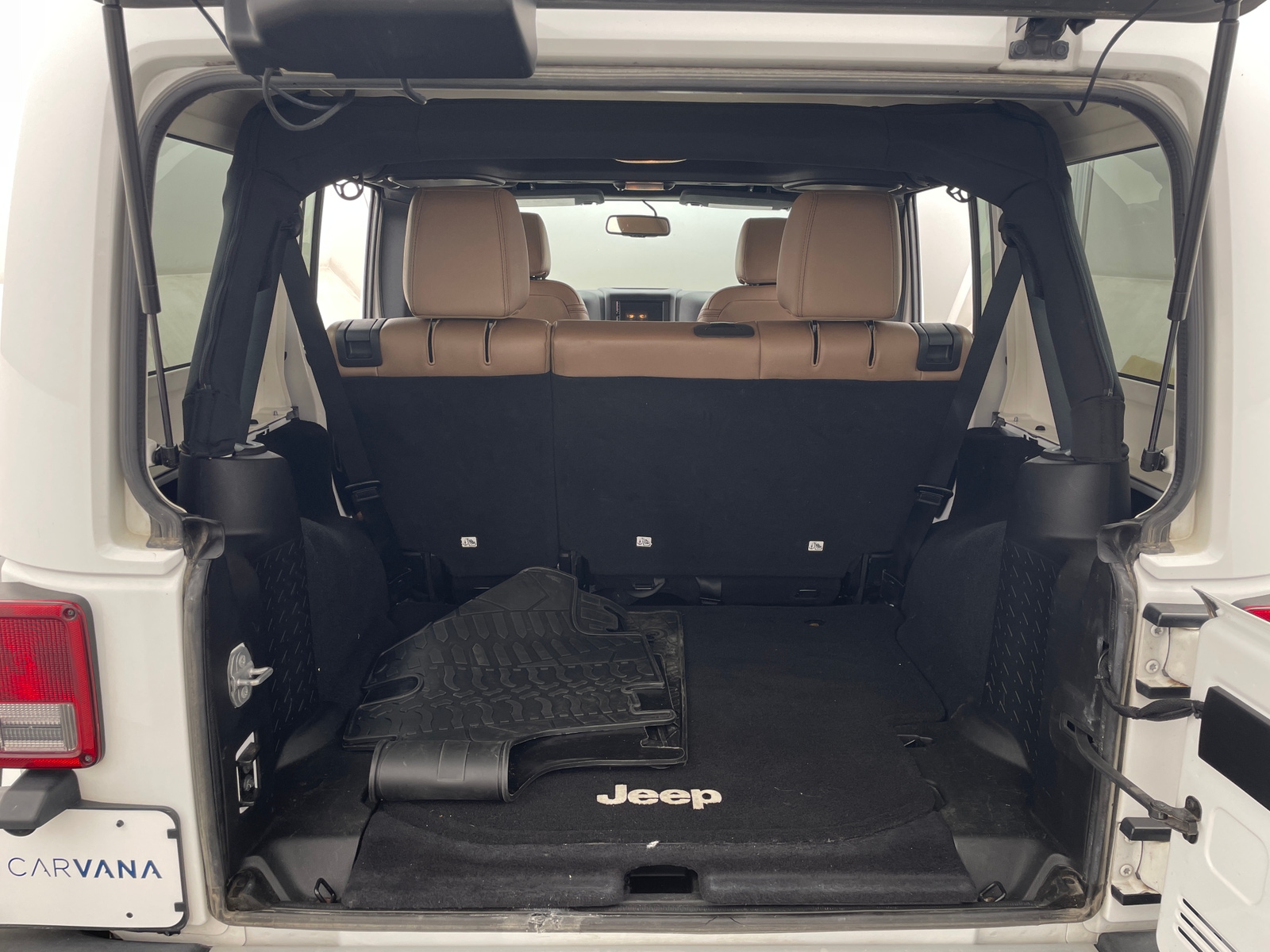 Thumbnail: 2015 Jeep Wrangler - 6