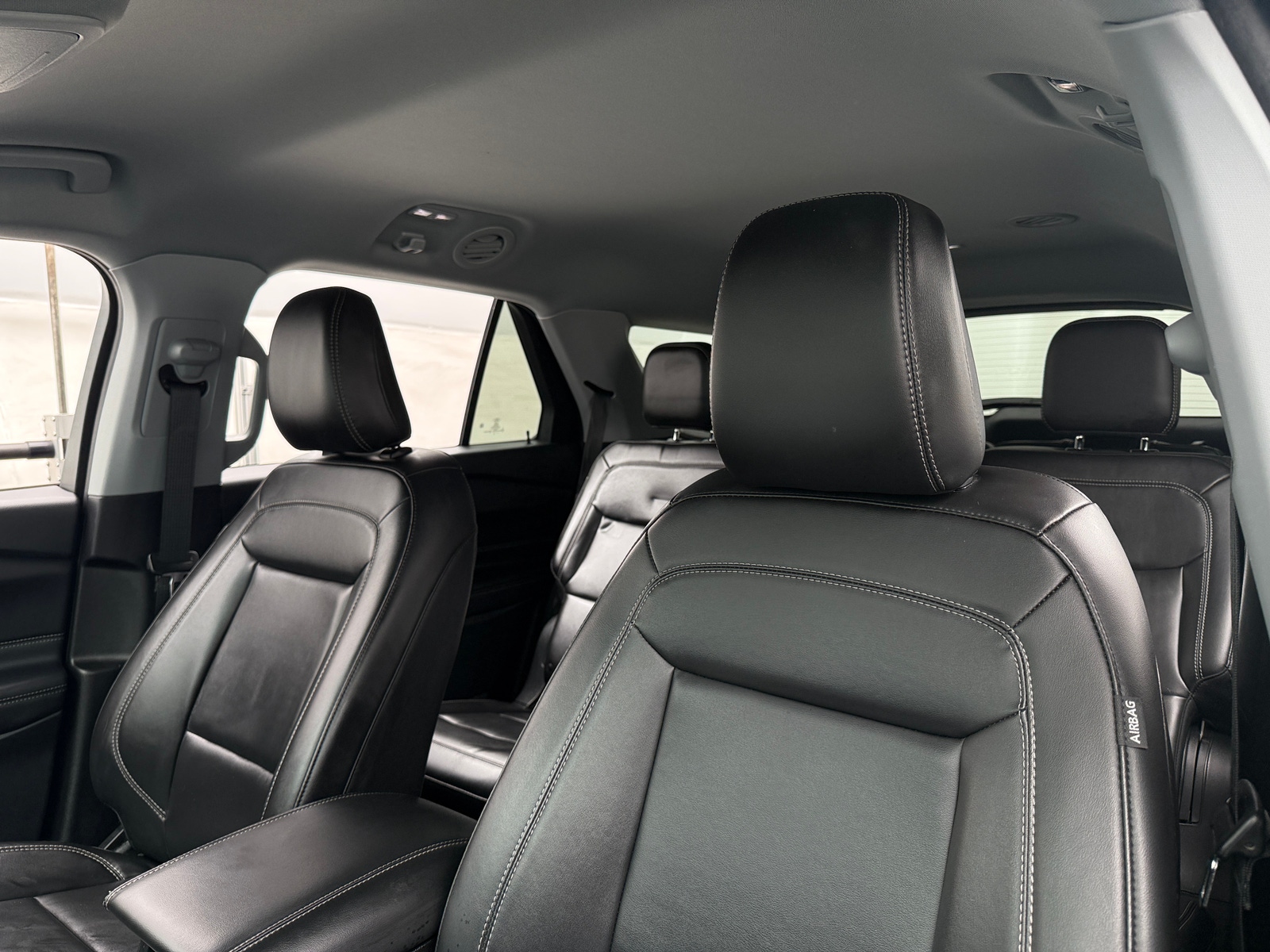 Thumbnail: 2022 Ford Explorer - 2