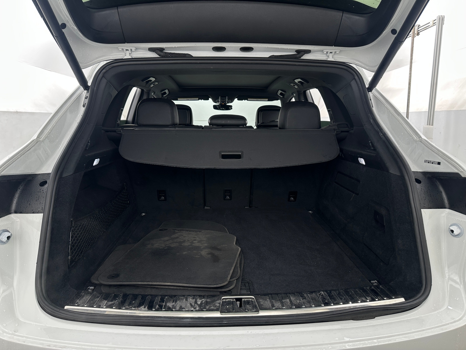 Thumbnail: 2021 Porsche Cayenne - 6