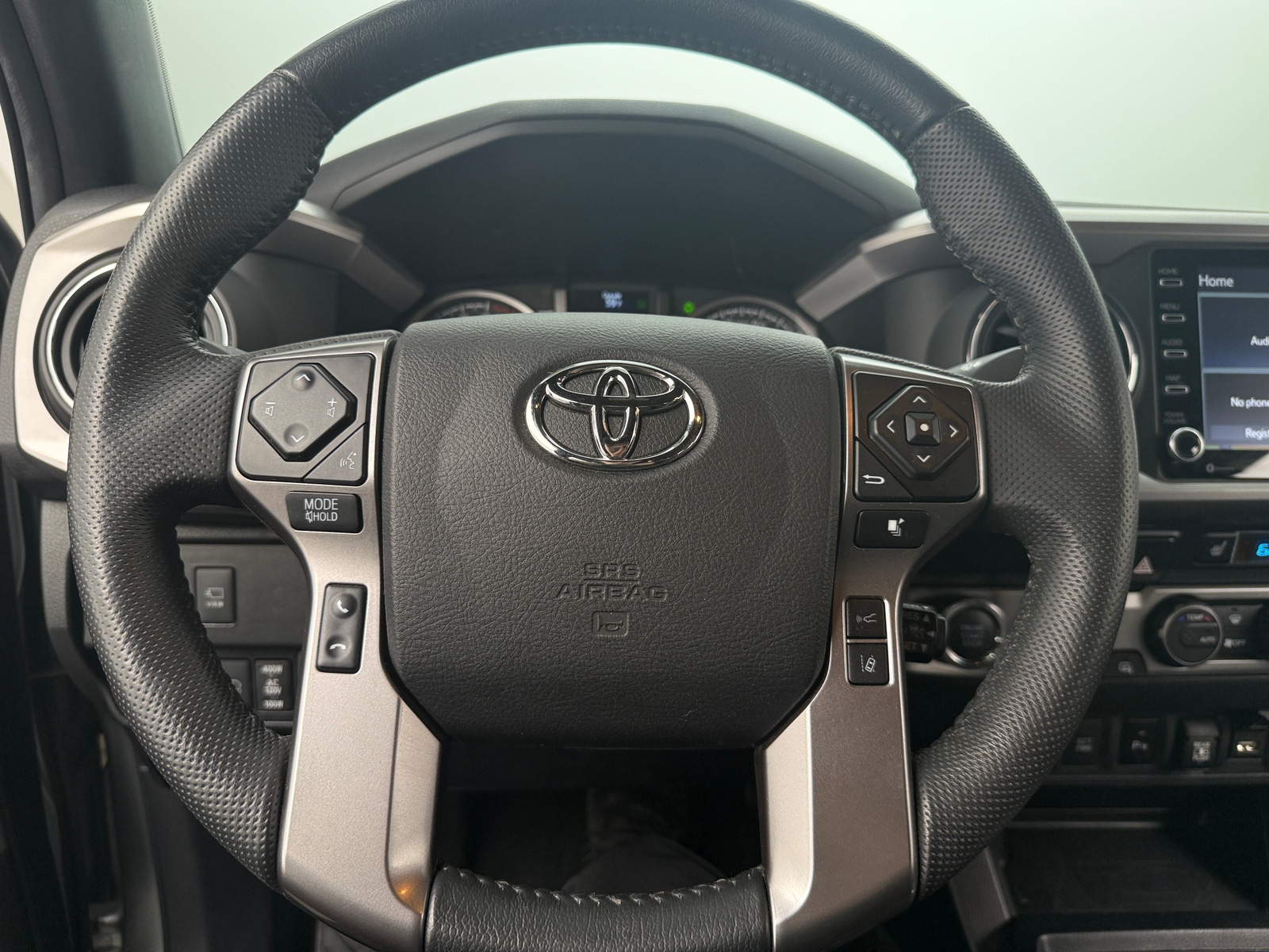 Thumbnail: 2022 Toyota Tacoma - 4