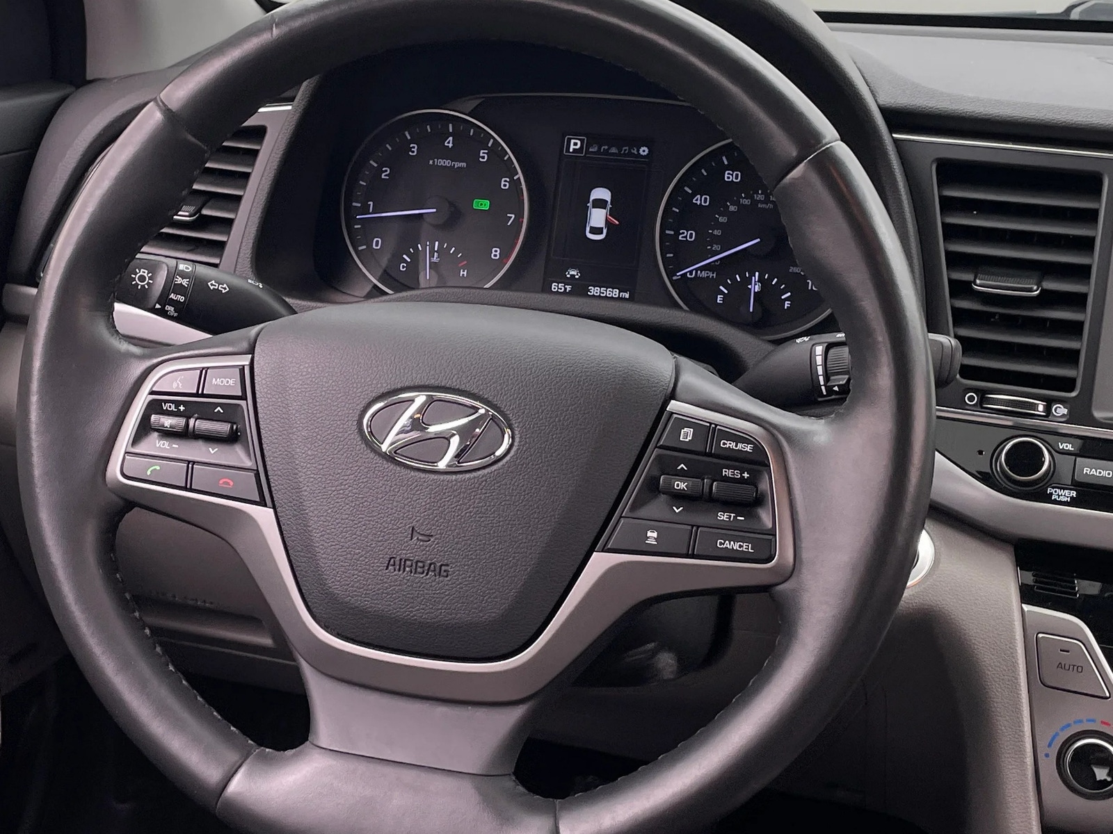 Thumbnail: 2018 Hyundai Elantra - 4