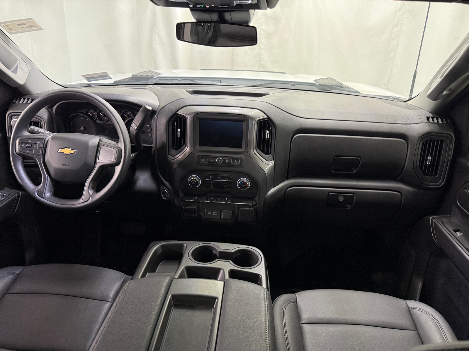 Thumbnail: 2025 Chevrolet Silverado 3500 - 2